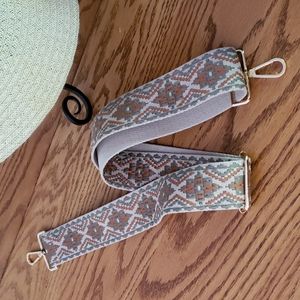 Purse Strap Beautiful colors!🧡💚